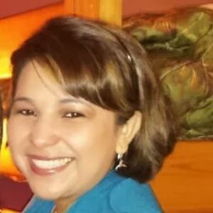 Meet your Posher, Veronica rosales